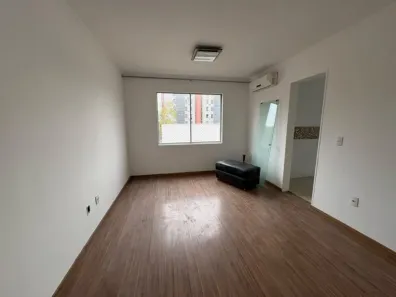 Apartamento com 1 Quarto para venda ou aluguel, 42m² no Teresópolis, Porto Alegre