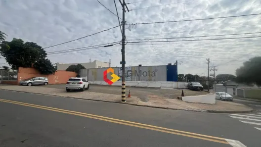 Lote/Terreno à venda, 365m² no Parque São Quirino, Campinas