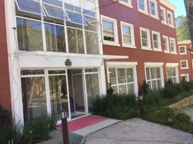 à venda, 31m² no Quarteirão Brasileiro, Petrópolis