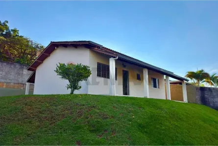 Fazenda/Sítio com 2 Quartos à venda, 128m² no Centro, Jarinu
