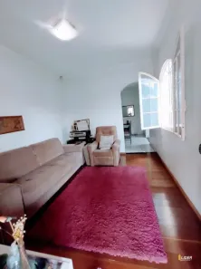 Casa com 3 Quartos à venda, 300m² no Umuarama, Uberlândia