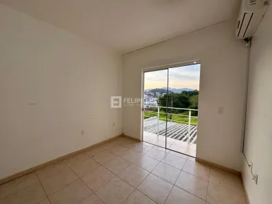 Sobrado com 2 Quartos à venda, 73m² no Forquilhas, São José