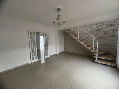 Sobrado com 3 Quartos para alugar, 290m² no Cidade Brasil, Guarulhos