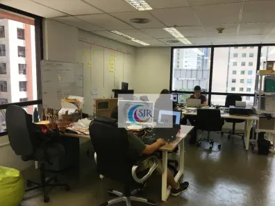 Sala Comercial para alugar, 100m² no Vila Olímpia, São Paulo