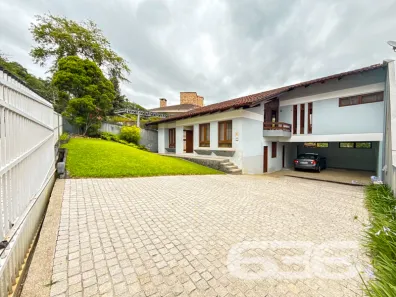 Sobrado com 3 Quartos à venda, 264m² no Saguaçu, Joinville