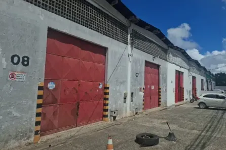 Galpão/Depósito/Armazém para alugar, 300m² no Dom Avelar, Salvador