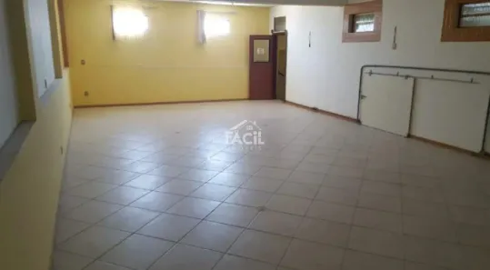 Prédio Comercial para alugar, 900m² no Rosário de Fátima, Serra
