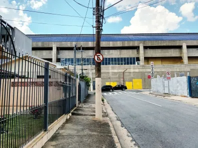 Lote/Terreno à venda, 172m² no Ferreira, São Paulo