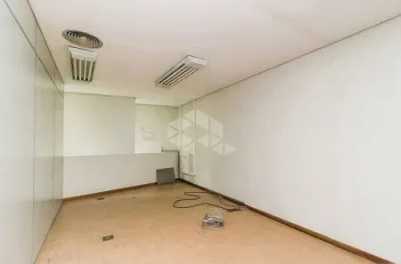 Sala Comercial para alugar, 122m² no Centro Histórico, Porto Alegre