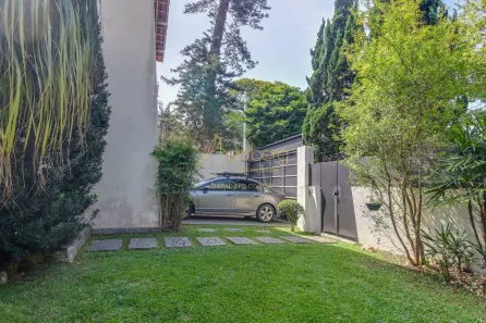 Casa com 4 Quartos à venda, 300m² no Interlagos, São Paulo