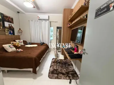 Casa com 3 Quartos à venda, 260m² no Alto Umuarama, Uberlândia