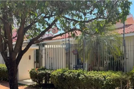 Casa com 3 Quartos à venda, 225m² no Parque Sagrada Família, Rondonópolis
