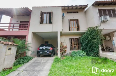 Casa de Condomínio com 3 Quartos à venda, 166m² no Guarujá, Porto Alegre