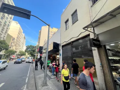 Ponto Comercial para alugar, 90m² no Copacabana, Rio de Janeiro