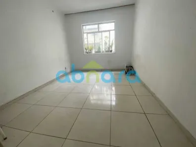 Kitnet com 1 Quarto à venda, 32m² no Copacabana, Rio de Janeiro