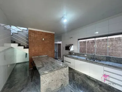 Sobrado com 3 Quartos à venda, 318m² no Jardim Santa Rita, Leme