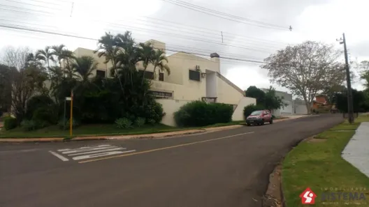 Sobrado com 5 Quartos à venda, 395m² no Parque Higienópolis, Presidente Prudente