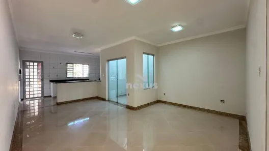 Casa com 3 Quartos à venda, 94m² no Santa Mônica, Uberlândia