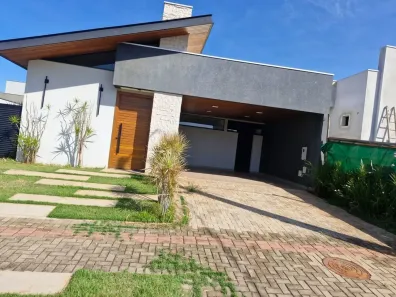 Casa com 3 Quartos à venda, 190m² no Residencial Bellevie, Cambé