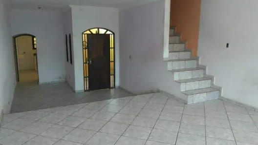 Sobrado com 3 Quartos à venda, 180m² no Jardim Las Vegas, Santo André