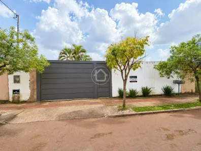 Sobrado com 4 Quartos à venda, 203m² no Tiradentes, Campo Grande