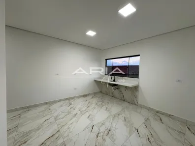 Casa com 3 Quartos para alugar, 180m² no Sabará III, Londrina