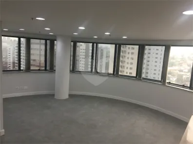 Sala Comercial à venda, 44m² no Santo Amaro, São Paulo
