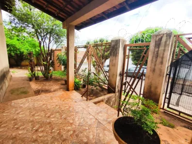 Casa com 3 Quartos à venda, 525m² no Vila Margarida, Campo Grande