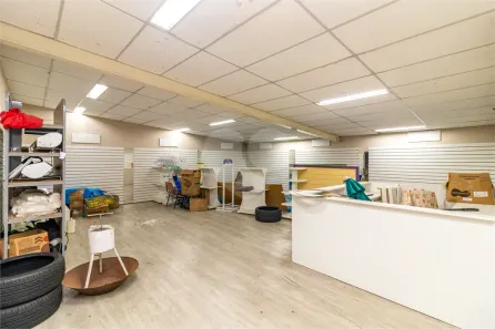 Ponto Comercial para alugar, 650m² no Cascata, Porto Alegre