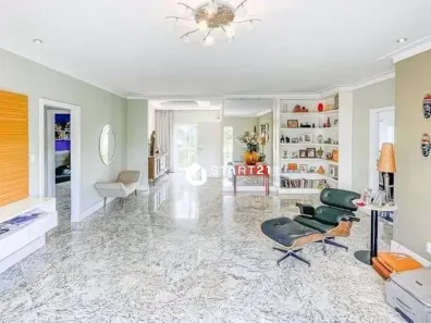 Casa com 4 Quartos à venda, 383m² no Jardim Amália, Volta Redonda