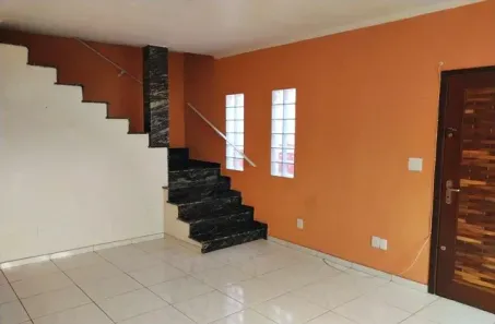 Sobrado com 3 Quartos à venda, 146m² no Jardim Mangalot, São Paulo