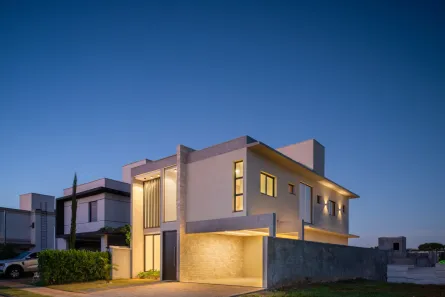 Casa de Condomínio com 4 Quartos à venda, 210m² no Jardins Capri, Senador Canedo