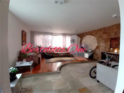 Sobrado com 4 Quartos à venda, 326m² no Santa Teresinha, São Paulo