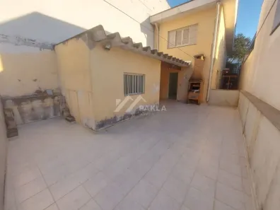 Casa com 2 Quartos para alugar, 150m² no Vila Zelina, São Paulo
