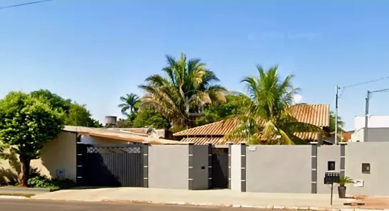 Casa com 3 Quartos à venda, 270m² no Vila Bandeirante, Campo Grande