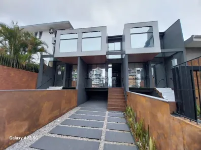 Casa com 3 Quartos à venda, 169m² no Agronômica, Florianópolis