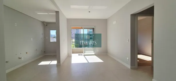 Apartamento com 2 Quartos à venda, 66m² no Barreiros, São José