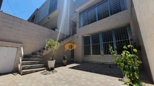Sobrado com 2 Quartos à venda, 120m² no Vila Moinho Velho, São Paulo