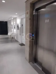 Sala Comercial para alugar, 32m² no Tristeza, Porto Alegre