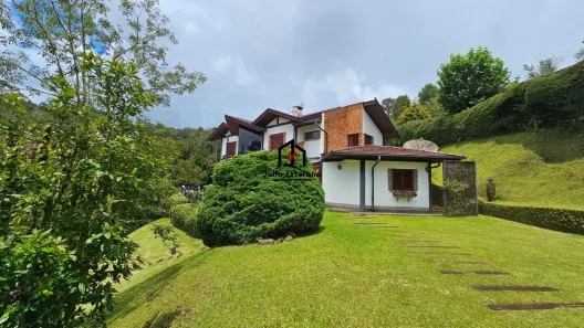 Sobrado com 4 Quartos à venda, 850m² no Nova Capivari, Campos do Jordão