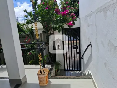 Casa com 3 Quartos à venda, 281m² no Jardim Patrícia, Uberlândia