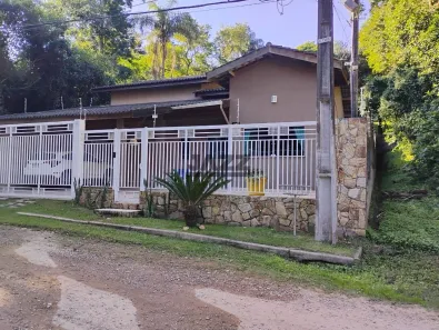 Casa com 5 Quartos à venda, 280m² no Parque Residencial Itaguaçu, Atibaia