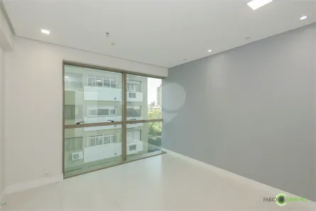 Sala Comercial à venda, 40m² no Petrópolis, Porto Alegre