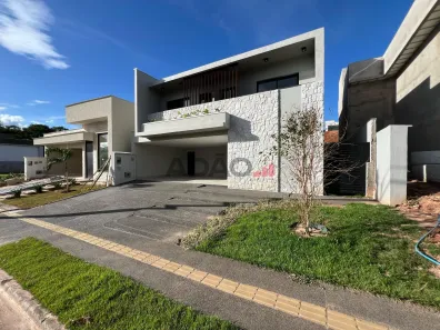 Casa de Condomínio com 4 Quartos à venda, 261m² no Jardins Capri, Senador Canedo