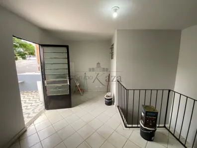 Casa com 2 Quartos para alugar, 58m² no Jardim Torrão de Ouro, São José dos Campos