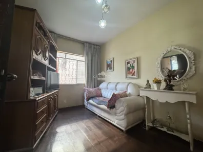 Casa com 5 Quartos à venda, 190m² no Jardim Glória, Juiz de Fora