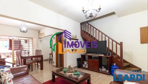 Casa com 2 Quartos à venda, 147m² no Pinheiros, São Paulo