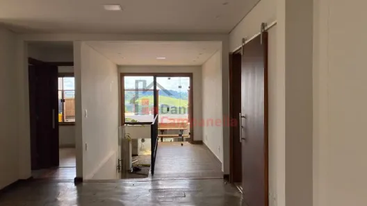 Casa com 3 Quartos para alugar, 295m² no Jardim Esplanada, Pouso Alegre
