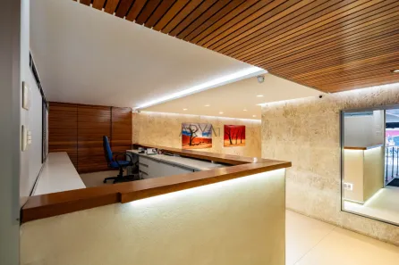 Sala Comercial à venda, 130m² no Centro, Curitiba