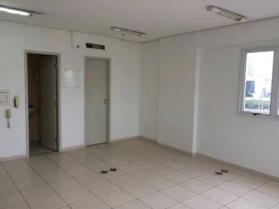 Sala Comercial à venda, 35m² no Barra Funda, São Paulo
